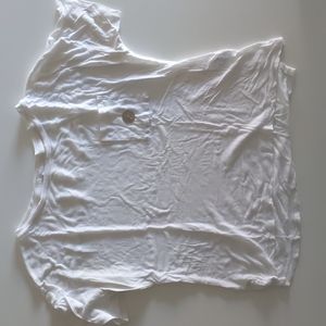 Uniqlo white pocket tee
